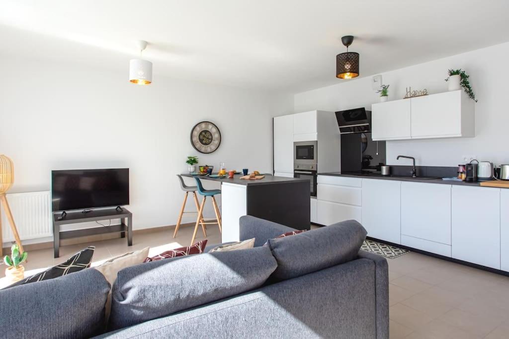 L17 Arenas Suite 3 Balconies 5Mins To The Sea Niza Exterior foto