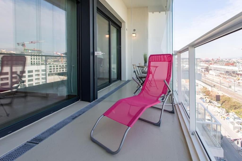 L17 Arenas Suite 3 Balconies 5Mins To The Sea Niza Exterior foto